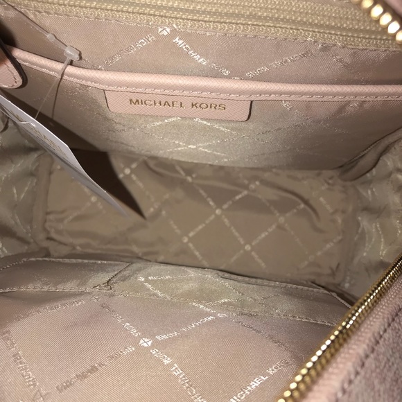 NWT MICHAEL KORS ABBEY MEDIUM BACKPACK IN BALLET - Picture 4 of 4